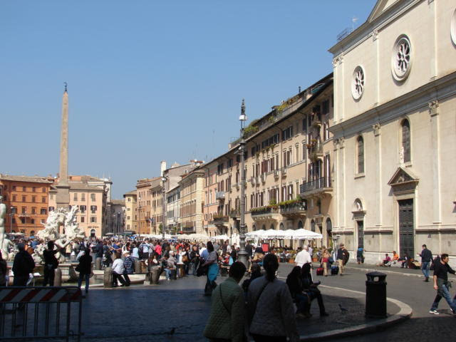 place Navone