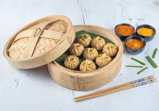 Soya Bean Steamed Momos [8 Pieces]