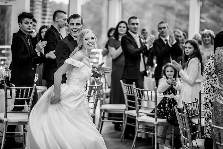 Fotógrafo de bodas Evelina Dzienaite (muah). Foto del 2 de abril 2018