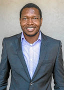 Prof Mosa Moshabela