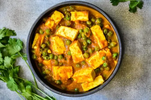 Matar Paneer