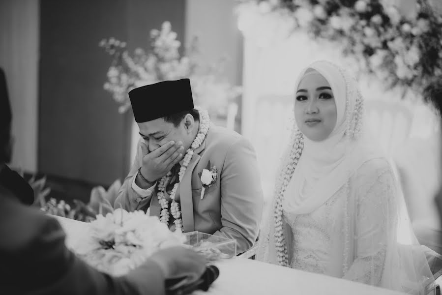 Wedding photographer Thoriq Ubaidillah (thoriqubaidillah). Photo of 17 October 2023