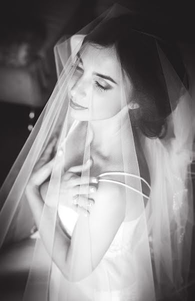 Fotografo di matrimoni Anastasiya Vanyuk (asya88). Foto del 17 agosto 2018