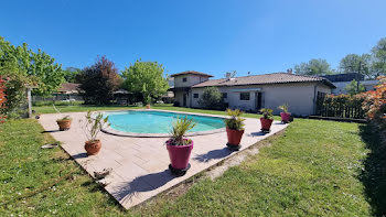 maison à Merignac (33)