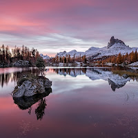 Alba al lago Federa di 