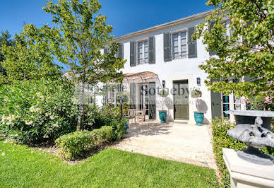 House with pool and terrace 1