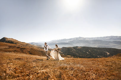 Fotógrafo de casamento Elena Alferova (daedra). Foto de 16 de setembro 2021