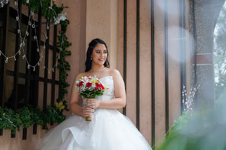 Fotógrafo de casamento Carlos Rodriguez (carlosfotoyvideo). Foto de 18 de janeiro 2021