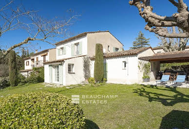 Maison avec terrasse 4