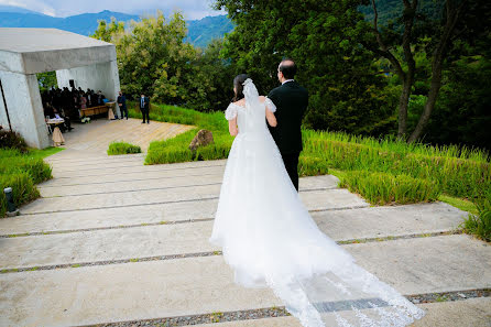 Fotógrafo de casamento Paul Sierra (padrinodefoto). Foto de 10 de março 2022