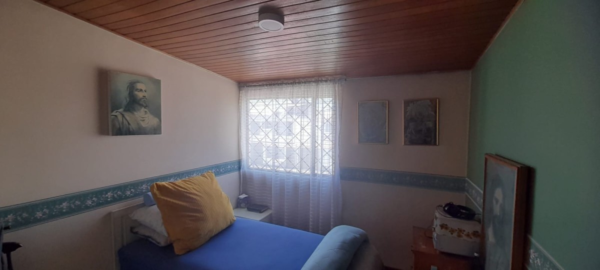 Casa En Venta - Alamos Norte, Bogota