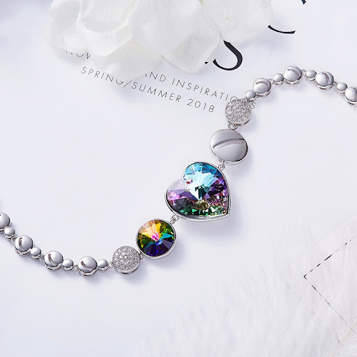 Title 6, Heart Shaped Womens Bracelet Romantic elegance...