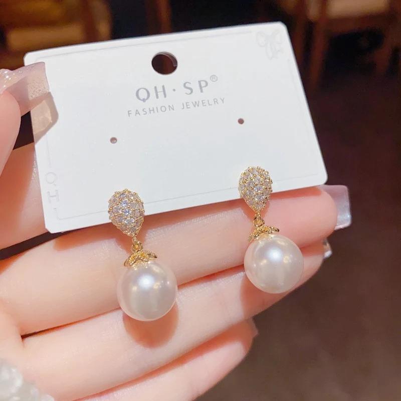 Boucles d'oreilles épingle en argent 925, longues pampilles géométriques classiques, un accessoire élégant pour toutes occasions.