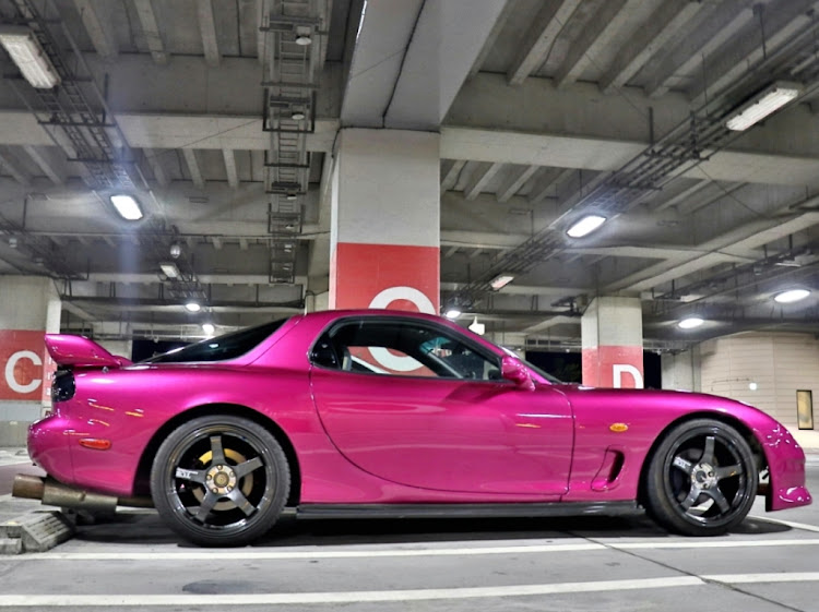 RX-7のFD3S・スポーツカー女子・ピンク・アドバンレーシングに関するカスタム事例の投稿画像1枚目