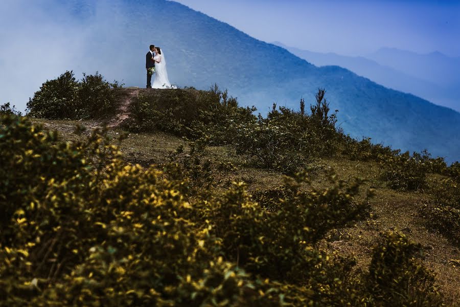 Fotógrafo de casamento Quoc Trananh (trananhquoc). Foto de 24 de abril 2018