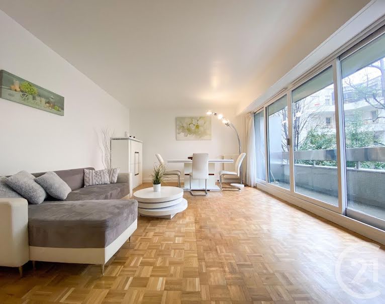 Location meublée appartement 2 pièces 63 m² à Paris 16ème (75016), 2 680 €