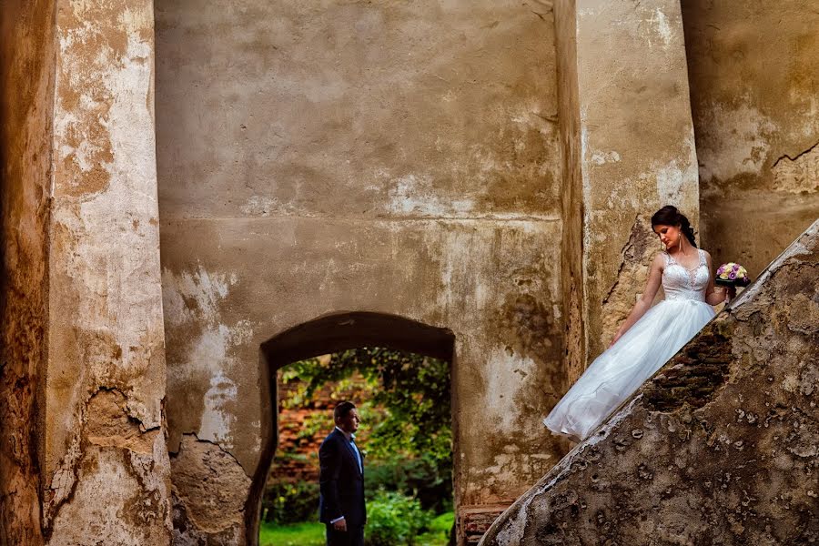 Fotógrafo de casamento Casian Podarelu (casian). Foto de 23 de agosto 2016