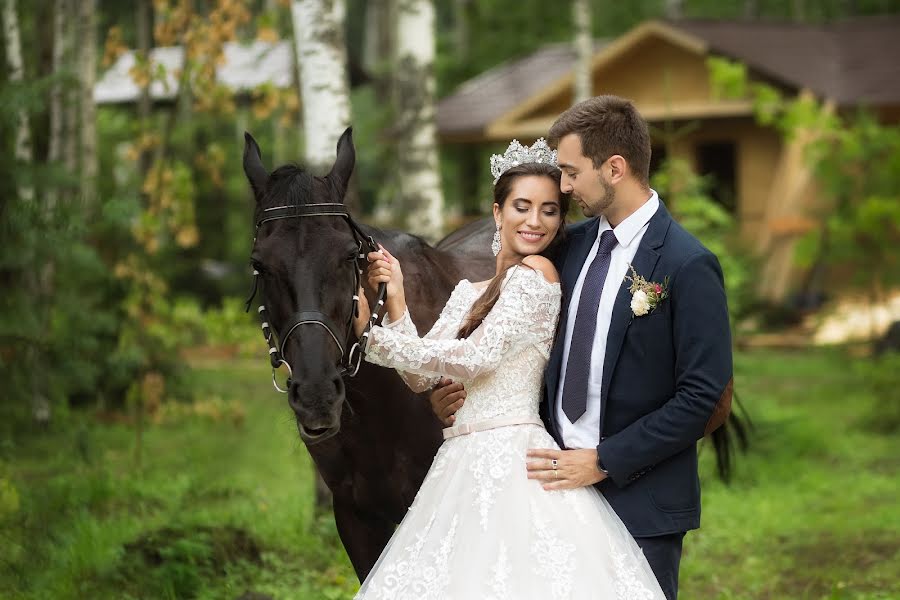 Photographe de mariage Ekaterina Kochenkova (kochenkovae). Photo du 4 novembre 2018