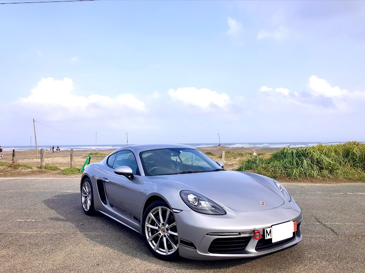 718 ケイマンのポルシェ・作田海水浴場⛱・乗馬🐴もパラグライダーも・NO WAR🙅‍♂️に関するカスタム事例の投稿画像8枚目