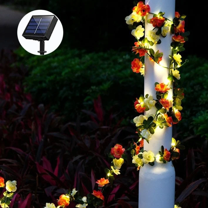 Ivy LED-lichtslinger voor feestdecoratie. Verlicht je feest met deze sfeervolle lichtketting. Ideaal voor binnen en buiten. Creëer een feestelijke sfeer.
