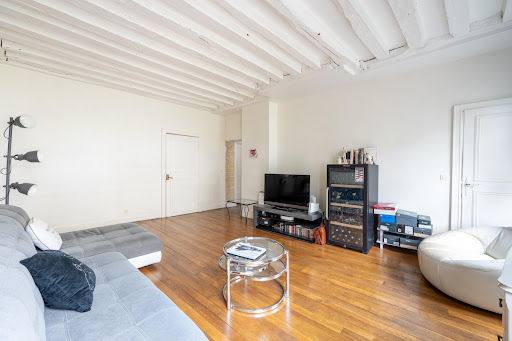 Apartment 5