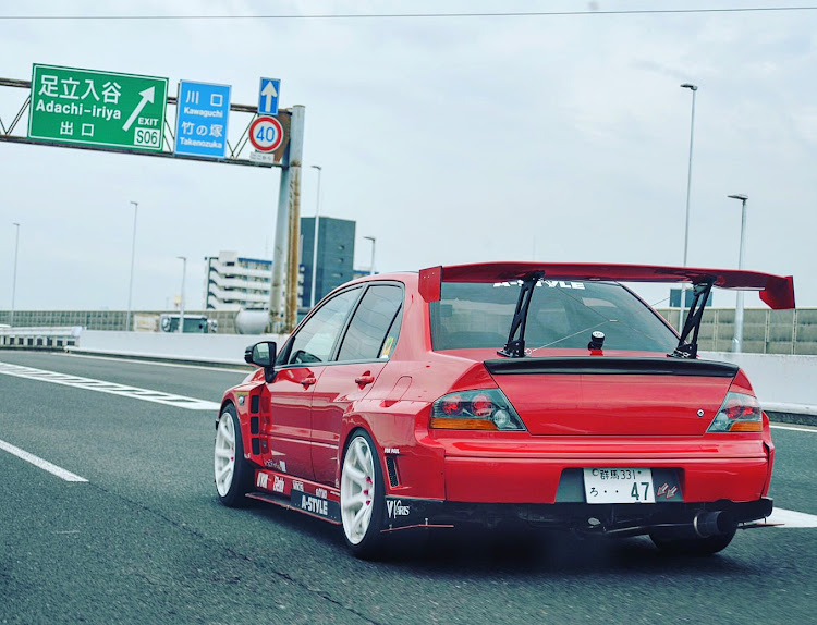 ランサーエボリューションのドライブ・首都高ドライブに関するカスタム事例の投稿画像1枚目