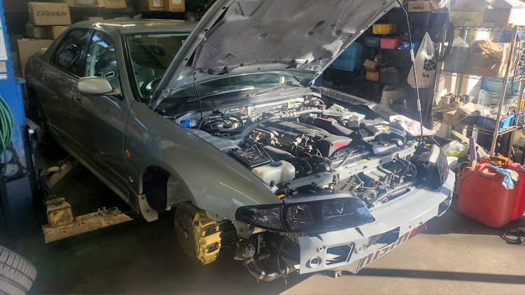 スカイライン GT-Rのドライアイス洗浄・下回りコーティング・バージョンアップ・アウトバーン・メンテナンスに関するカスタム事例の投稿画像2枚目