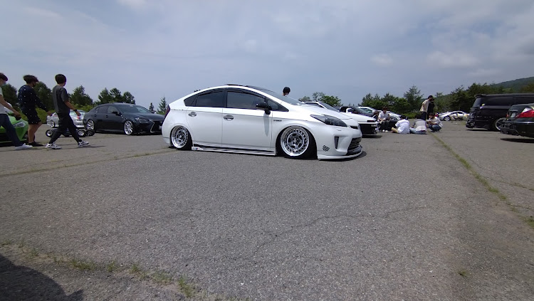 プリウスのstreet wheelers・stance・30PRIUSに関するカスタム事例の投稿画像3枚目