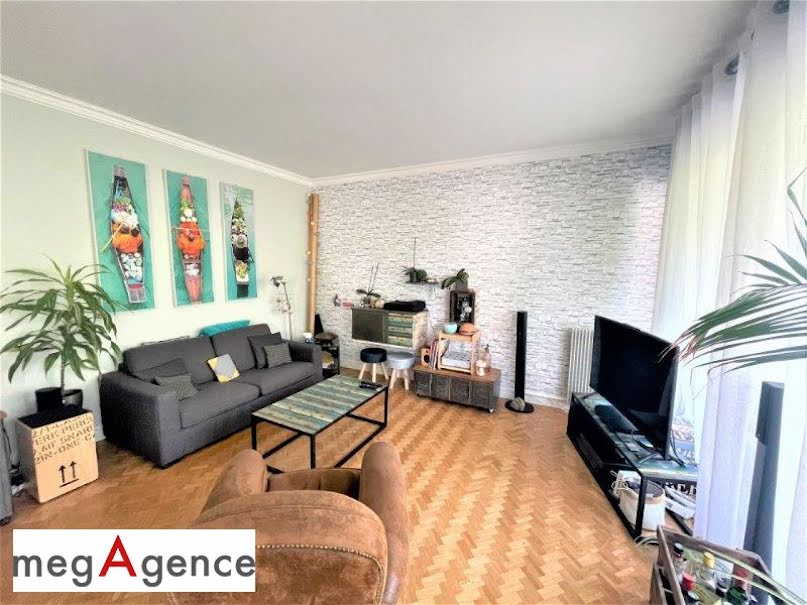 Vente appartement 5 pièces 106 m² à Cholet (49300), 189 000 €