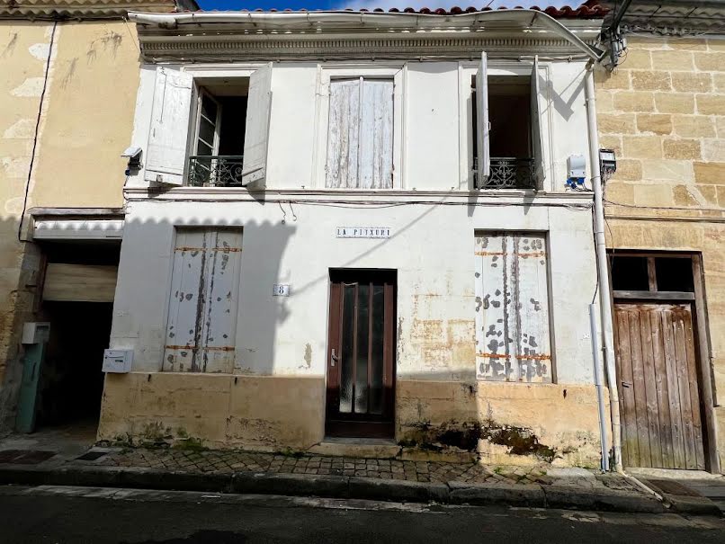 Vente maison 9 pièces 300 m² à Lesparre-Médoc (33340), 226 600 €