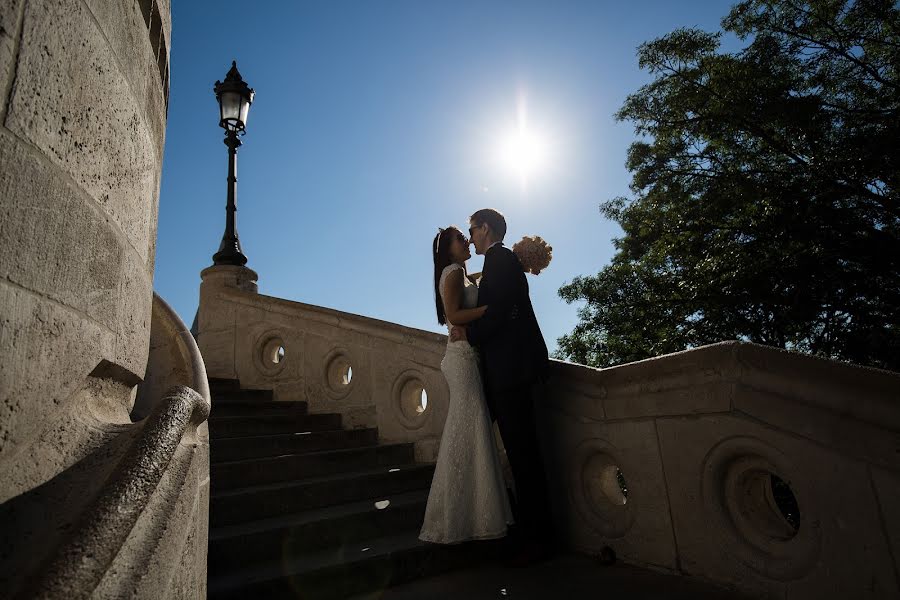 Fotógrafo de casamento Adrián Szabó (adrinszab). Foto de 7 de julho 2018