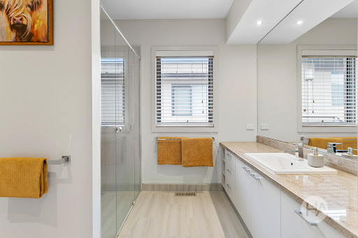 House with pool and terrace 4