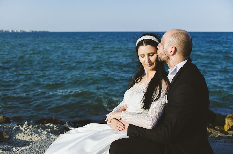 婚礼摄影师Claudiu Adrian Kovacs（kovacsclaudiu）。2022 2月8日的照片
