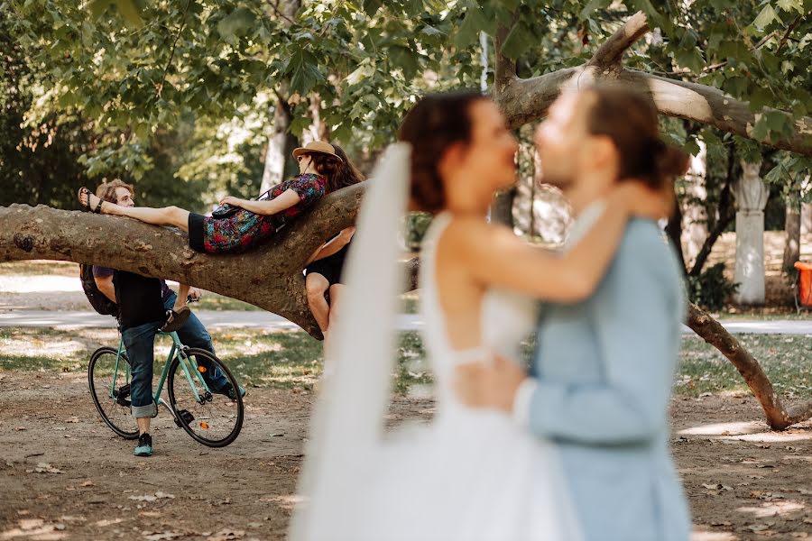 Fotograf ślubny Tamás Renner (tamasrenner). Zdjęcie z 4 kwietnia 2023