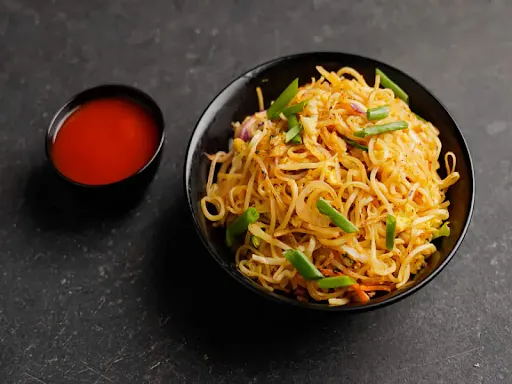 Veg Hakka Noodles