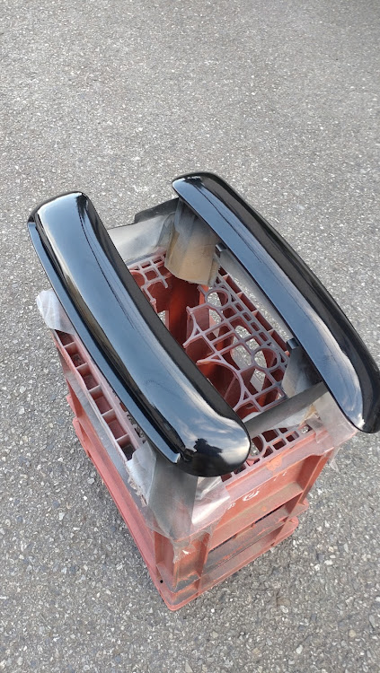 ミニ コンバーチブルのMINI・R52・塗装DIY・R53・缶スプレーに関するカスタム事例の投稿画像5枚目