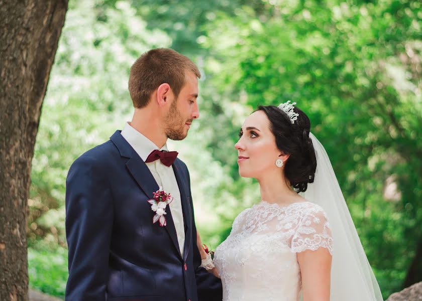 Fotógrafo de casamento Karina Vakolyuk (karinavakolyuk). Foto de 28 de fevereiro 2018