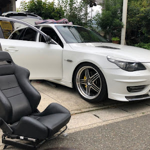 5シリーズ 550i