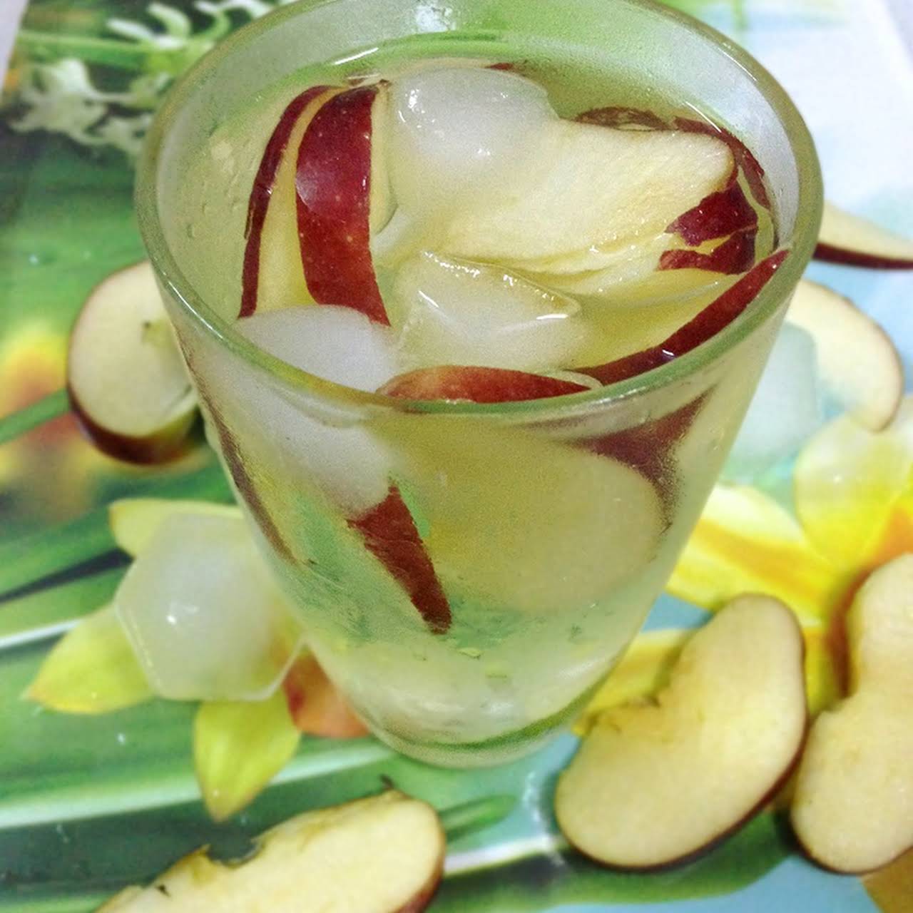 Apple Ginger Lemonade For A Special Day