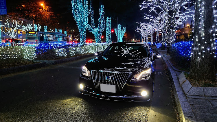 クラウンマジェスタの今年1年ありがとうございました・来年もよろしくお願いします・イルミネーションと愛車に関するカスタム事例の投稿画像5枚目