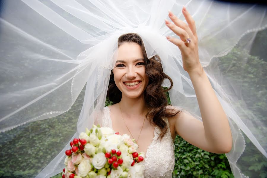 Fotografo di matrimoni Metodi Zheynov (zheynov). Foto del 28 febbraio