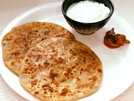 Onion Paratha Combo