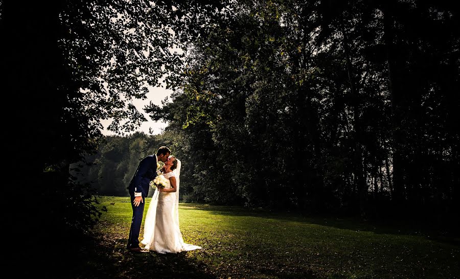 結婚式の写真家Willem Luijkx (allicht)。2014 12月22日の写真