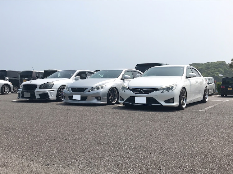 マークXのひさびさの再会・たのしかった！・スパシャン洗車・またあそぼ〜☺️に関するカスタム事例の投稿画像1枚目