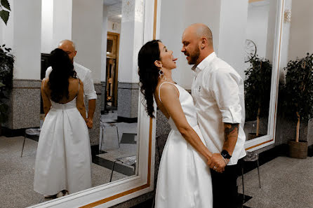Vestuvių fotografas Nastya Melnikova (nastyamel). Nuotrauka 2021 spalio 2