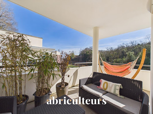 Apartment with terrace 5