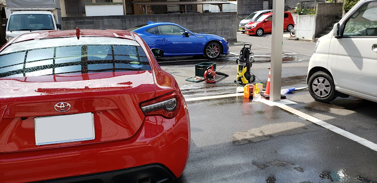 86の洗車・桜とコラボ・86BRZ・エムズガレージ・レッドメモリーに関するカスタム事例の投稿画像1枚目