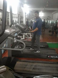 S R FITNESS POINT photo 3