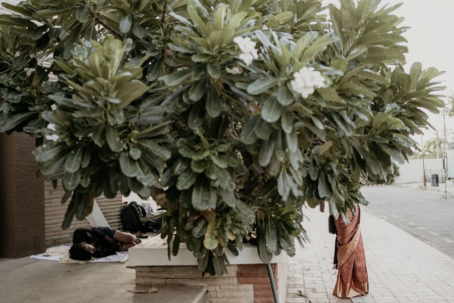 Fotógrafo de casamento Sarathi Parthiban (sarathi). Foto de 29 de março