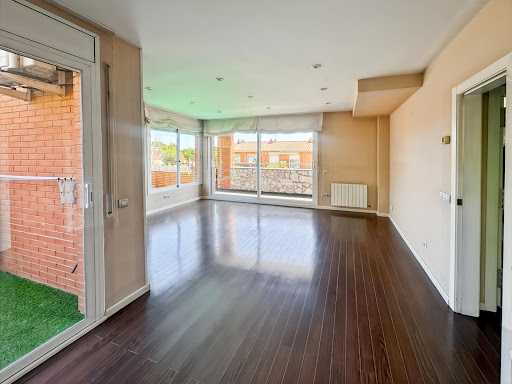 Villa with pool 3